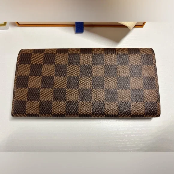 LOUIS VUITTON ♥️ Emilie Wallet In Damier Ebene Canvas - Picture 14 of 14